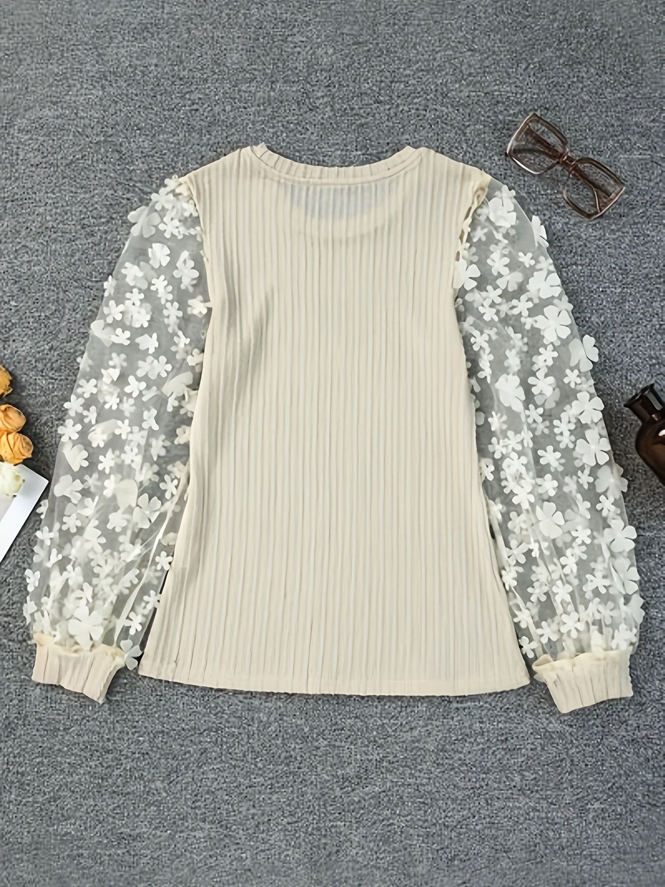 Hyselle | Dames Top met Textuur en Ronde Hals – Elegante Blouse met Mesh-Details