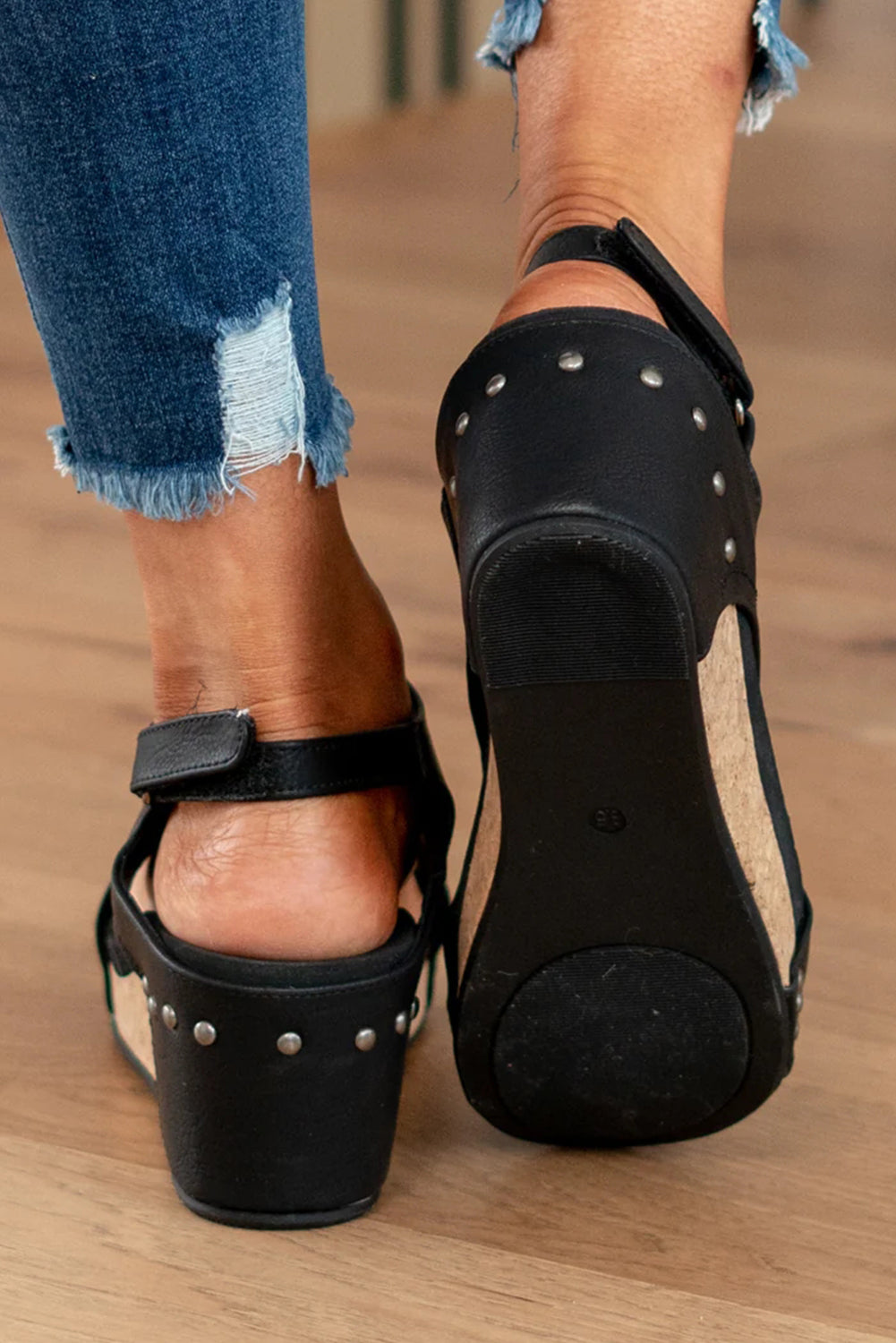 Daryel | Dames Retro Wedge Sandalen – Handgestikt Leren Look