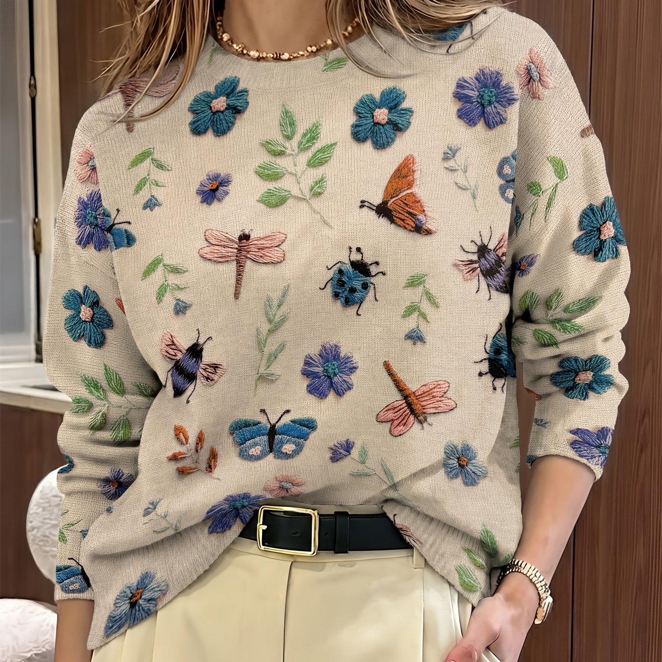 Jessamine | Dames Sweater met All-Over Insecten- en Bloemenprint