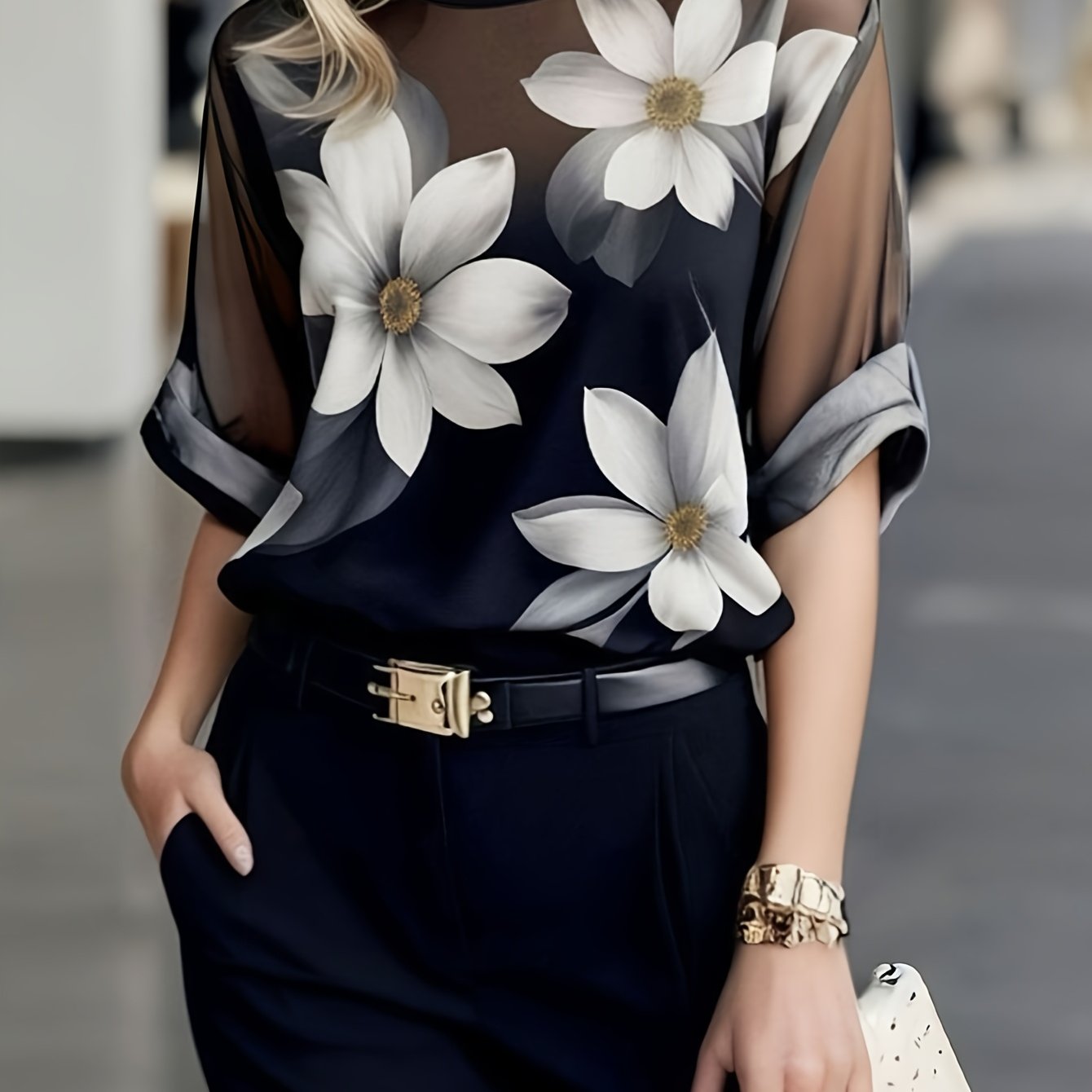Nyvira | Chiffonblouse voor dames – Elegante, doorschijnende top met ronde hals en bloemenprint voor de zomer