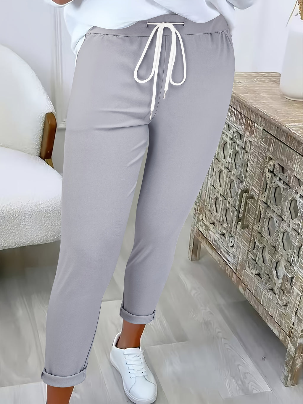 Avelith | Lässige Damenhose mit Kordelzug – Schmale Passform, elastischer Bund, atmungsaktiv
