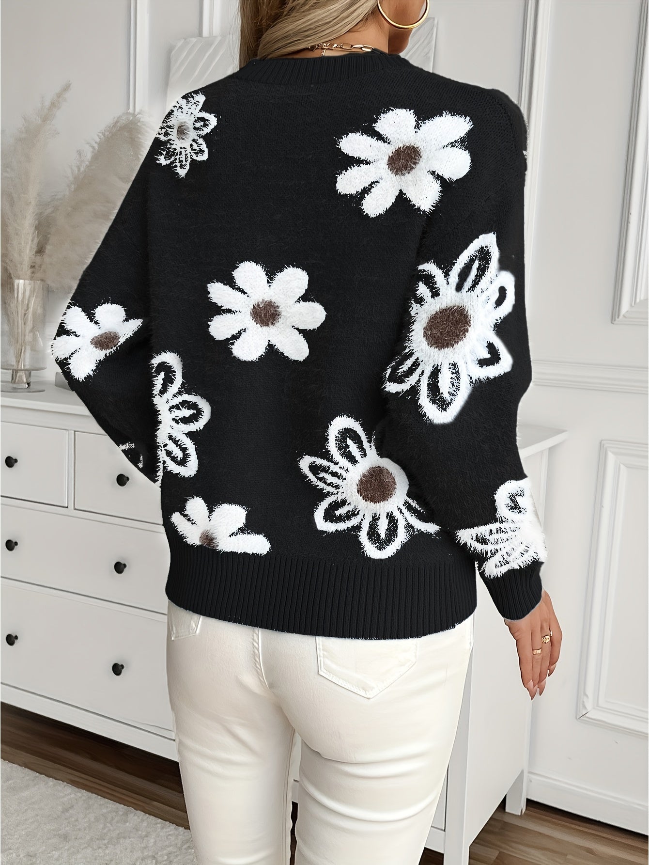 Velyssa | Blühender Damenpullover mit Blumenmuster – Bequemer Herbstpullover mit langen Ärmeln