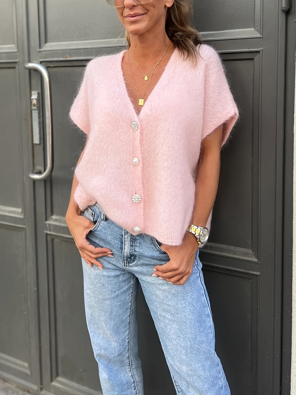 Quivina | Roze wollen blousevest met V-hals – korte mouwen, losse pasvorm, elegante casual top
