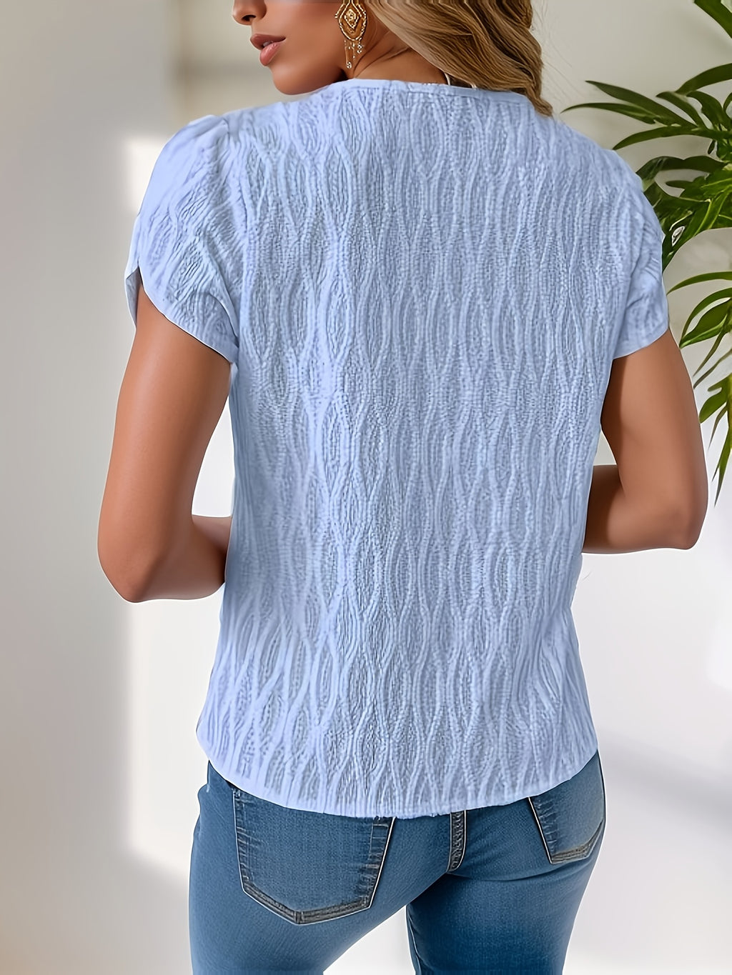 Floriana | Elegante top met schuine kraag – bloembladmouwen, casual chique korte mouw modeblouse