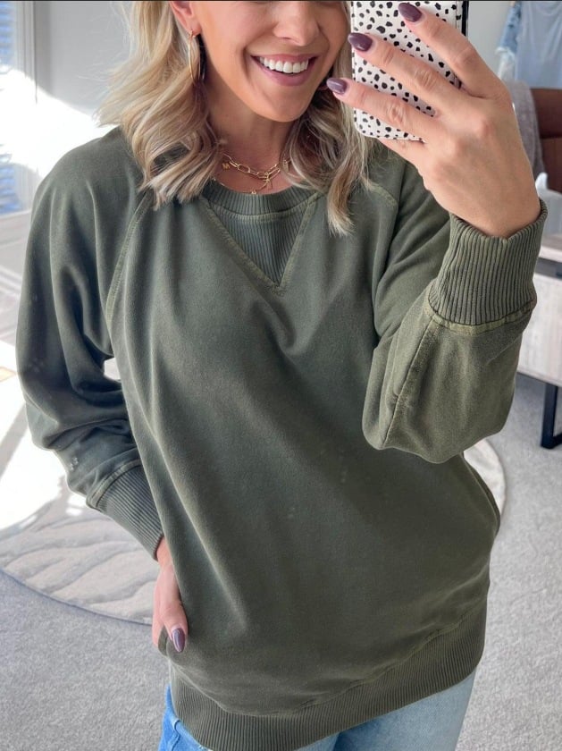 Audra | Schicker Damenpullover mit gerippten Taschen – Weicher, warmer Strickpullover für Herbst- und Winteroutfits