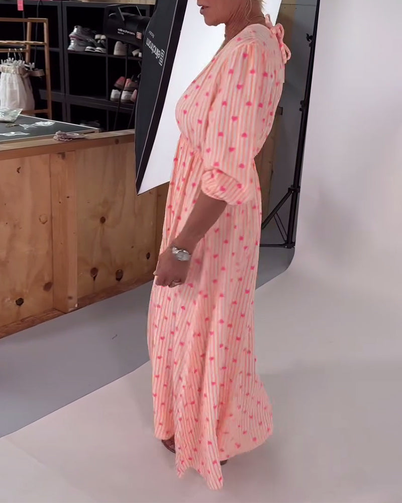 Fexina | Maxi-jurk met hartjesprint voor dames – V-hals, zwierige casual zomeroutfit