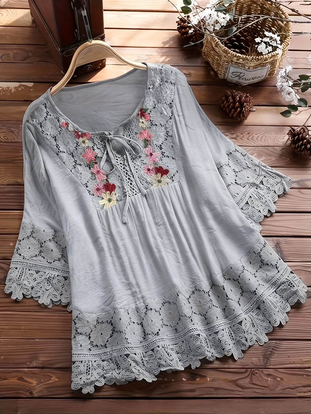 Elarona | Damesblouse met kanten patchwork – Lente/zomer-top met lange mouwen