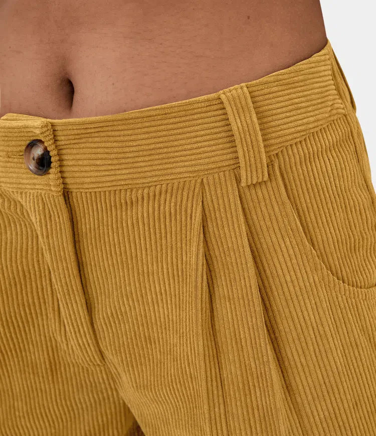 Judita | Damen-Cordhose mit hohem Bund – bequem, stylisch und vielseitig
