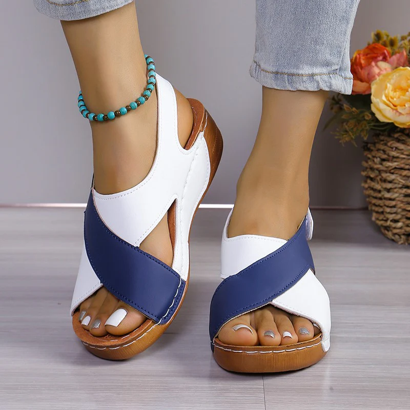 Arianell | Dames sandalen met kleurblokken en sleehak – Stijlvolle zomersandalen met plateauzool