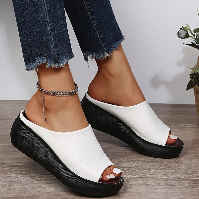 NeoStride | Dames Instap Wedge Platform Sandalen – Open Teen, Comfortabel en Stijlvol