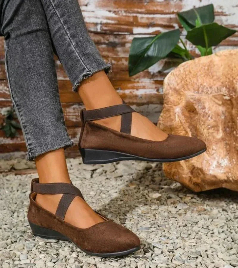 Enae | Ballerina’s met gesloten teen en sleehak voor dames – Comfortabele instapschoenen met sleehak
