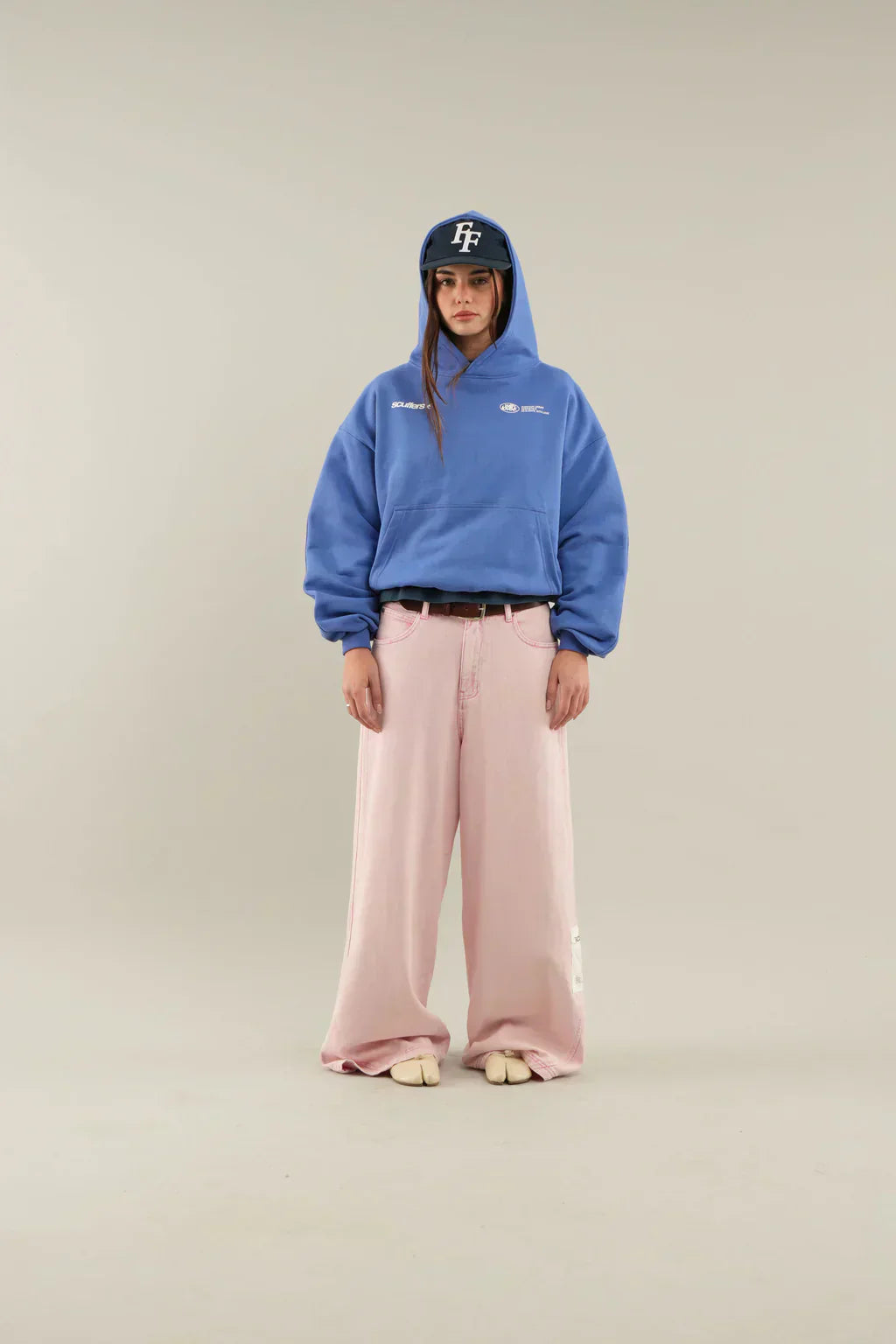 Arwenna | Damen-Hoodie mit Buchstabenprint – Lässiges Sweatshirt mit lockerer Passform, bequemer Luxuspullover