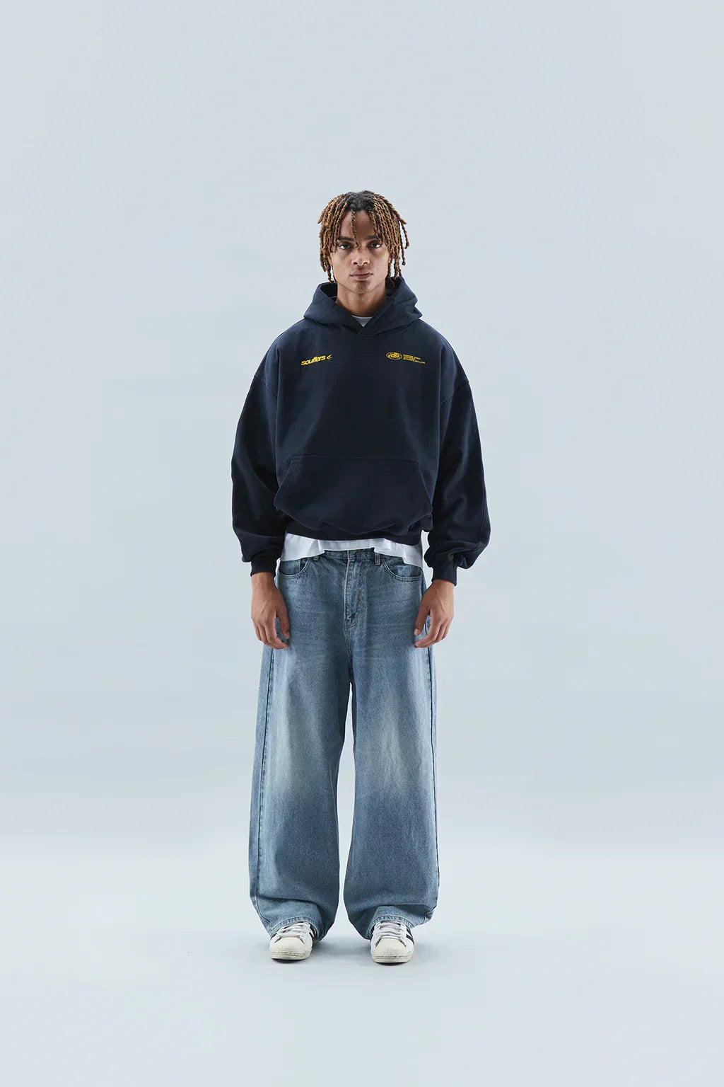Arwenna | Sweat à capuche imprimé lettres pour femme – Sweat décontracté à la coupe ample, pull luxueux et confortable
