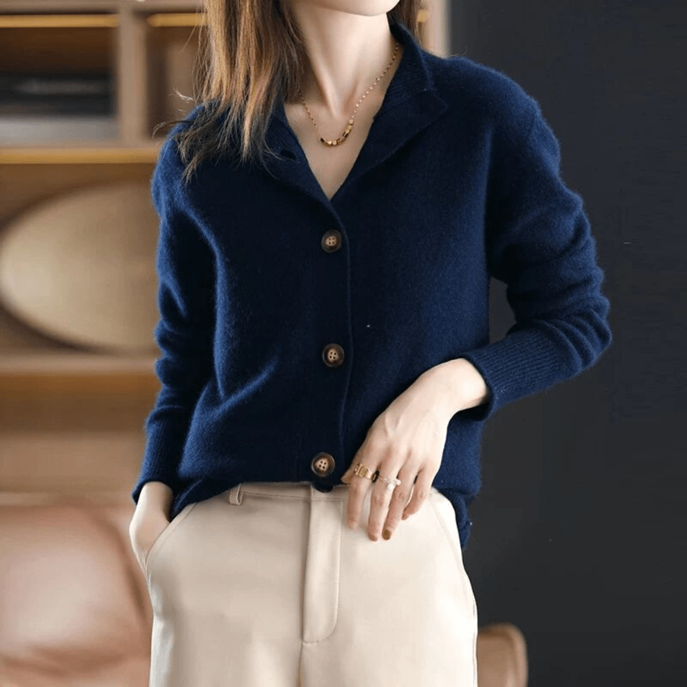 Halythra | Warme Damenstrickjacke – Bequemer Strickpullover, stylisches, lässiges Oberteil zum Drunterziehen für Herbst und Winter