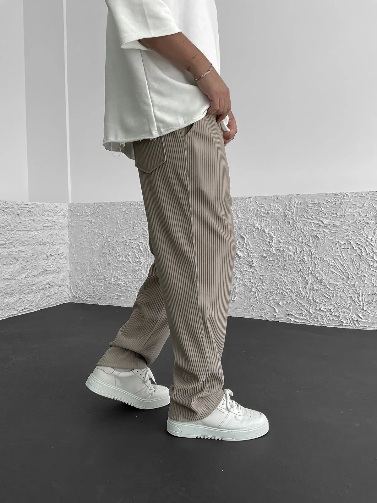 Uthman | Casual corduroy broek voor heren – Loszittende broek, relaxte casual streetwear