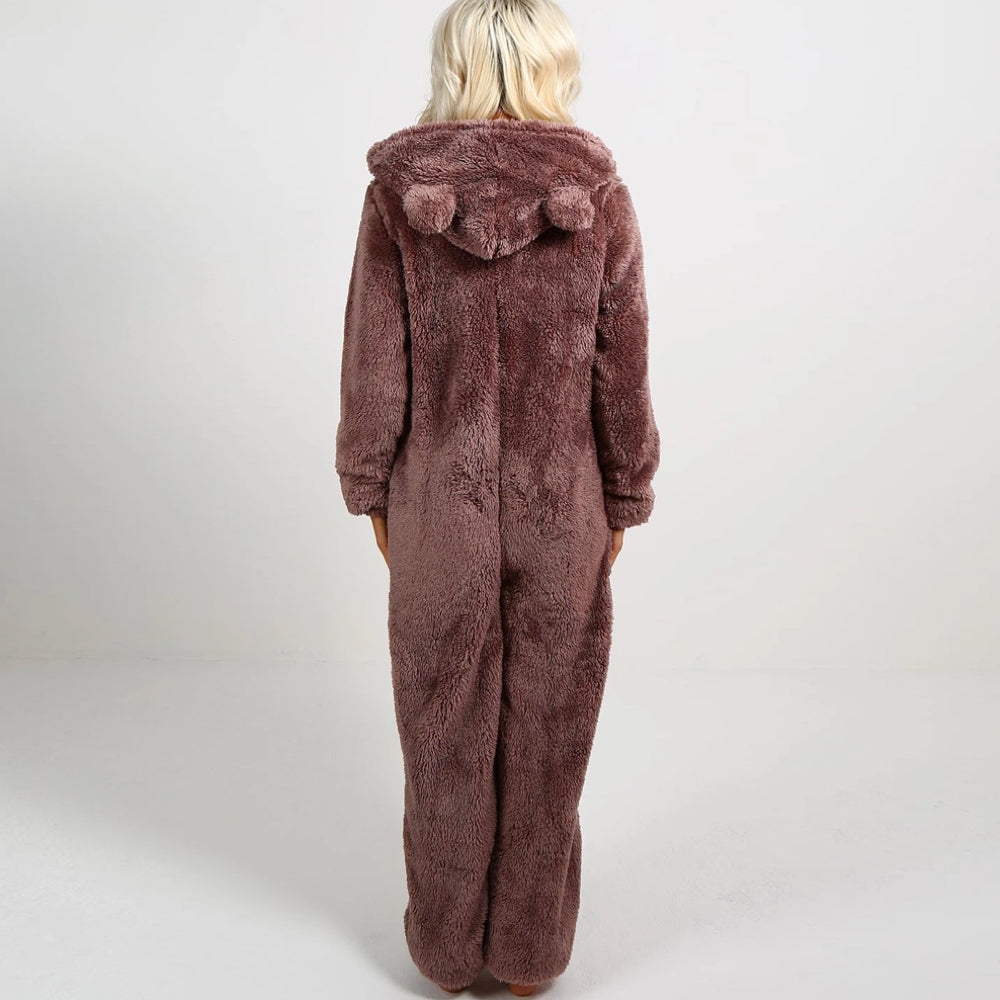 Liorah | Plush fleece onesie voor dames met capuchon en berenoren – Warme, knusse winterpyjama