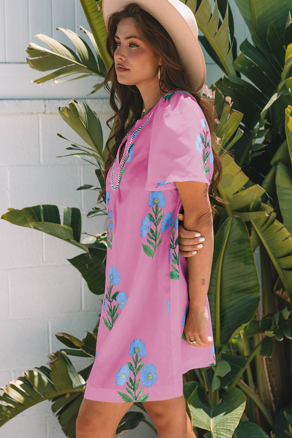 Junara | Zomerse boho-jurk met korte mouwen en split in de hals, casual vakantiekleding