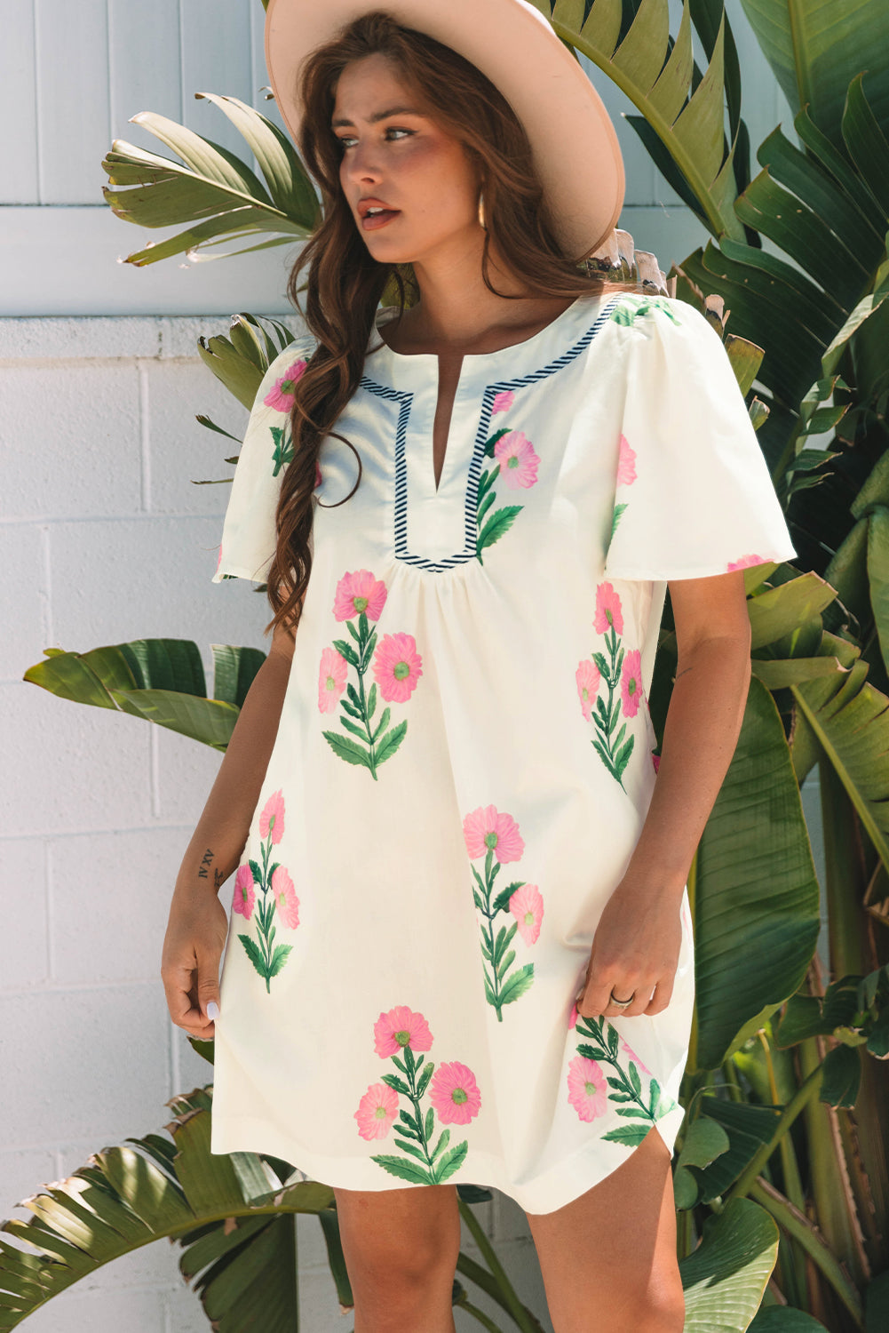 Junara | Zomerse boho-jurk met korte mouwen en split in de hals, casual vakantiekleding