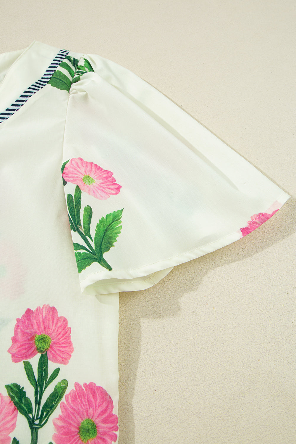 Junara | Zomerse boho-jurk met korte mouwen en split in de hals, casual vakantiekleding