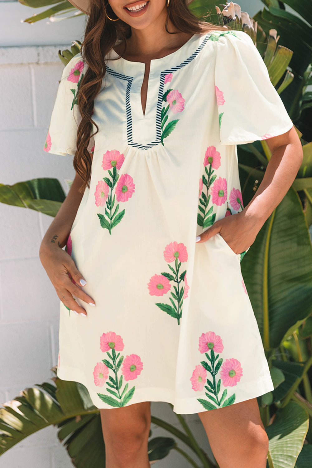 Junara | Zomerse boho-jurk met korte mouwen en split in de hals, casual vakantiekleding