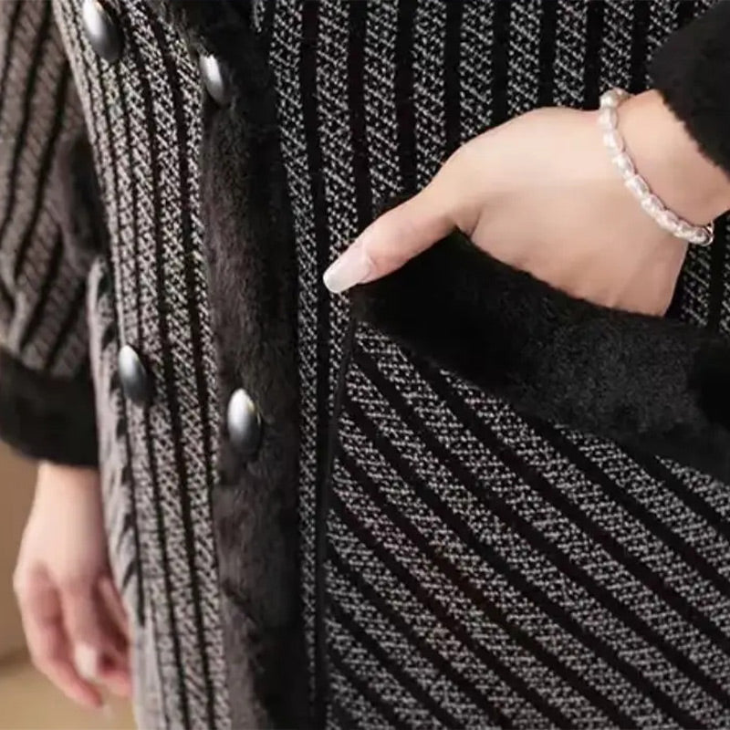 Faerla | Veste pour femme à double boutonnage et doublure polaire douce – Élégant manteau d'hiver mi-long