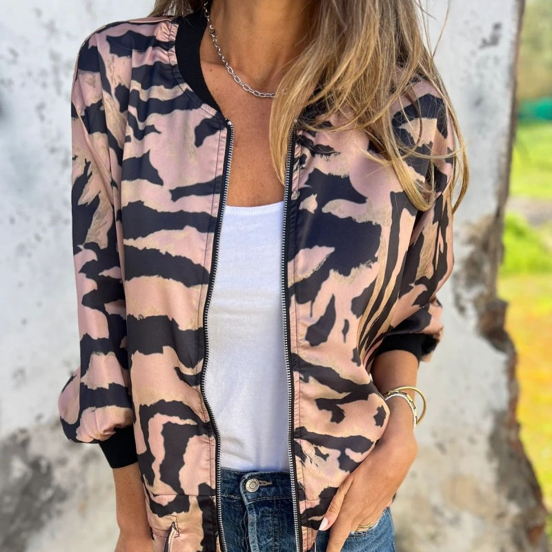 Fynora | Pull zippé imprimé zèbre pour femme – Pull tendance et léger pour une allure décontractée