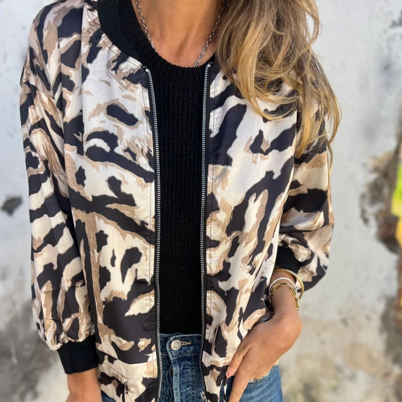 Fynora | Pull zippé imprimé zèbre pour femme – Pull tendance et léger pour une allure décontractée