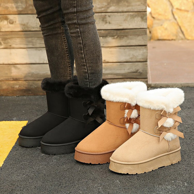Avenra | Gemütliche Damenstiefel mit Schleife – flauschig gefüttert und mit Plateausohle