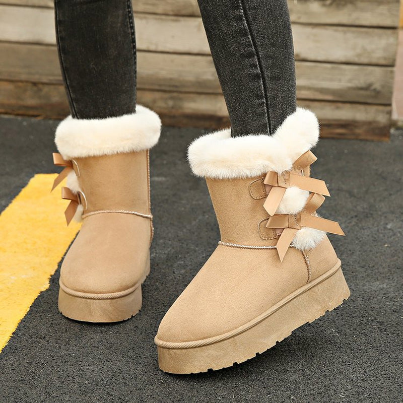 Avenra | Gemütliche Damenstiefel mit Schleife – flauschig gefüttert und mit Plateausohle