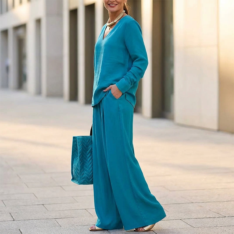 Vellyra | Tweedelige loungeset voor dames: top met V-hals en broek met wijde pijpen
