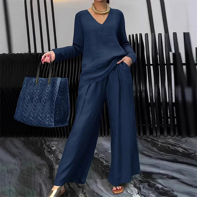 Vellyra | Tweedelige loungeset voor dames: top met V-hals en broek met wijde pijpen