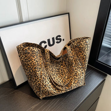 Taella | Dames-schoudertas met luipaardprint – Chique, trendy crossbodytas