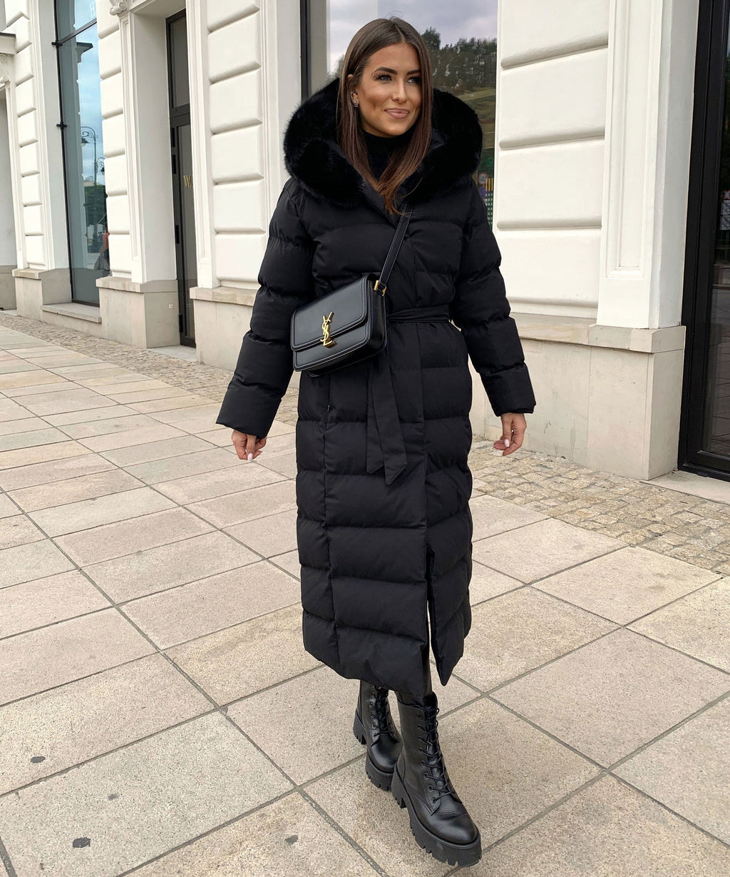 Gitte | Parka à capuche noire pour femme – Veste d'hiver imperméable idéale pour les activités de plein air et les tenues décontractées